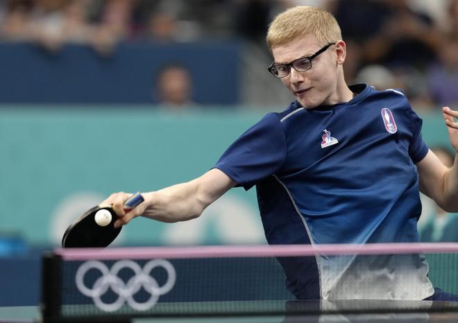 他们受益于 他们受益于