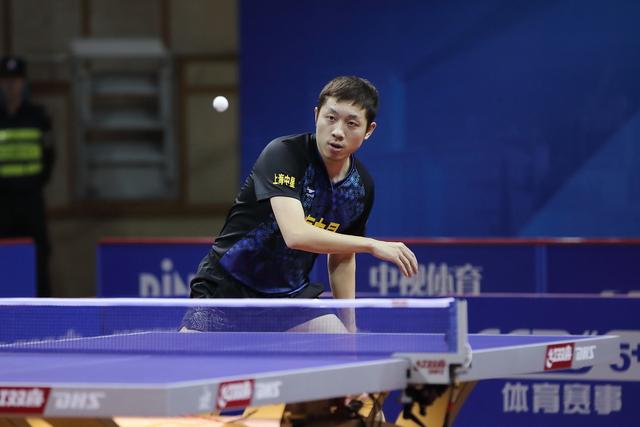 嵌入手递手 嵌入手递手